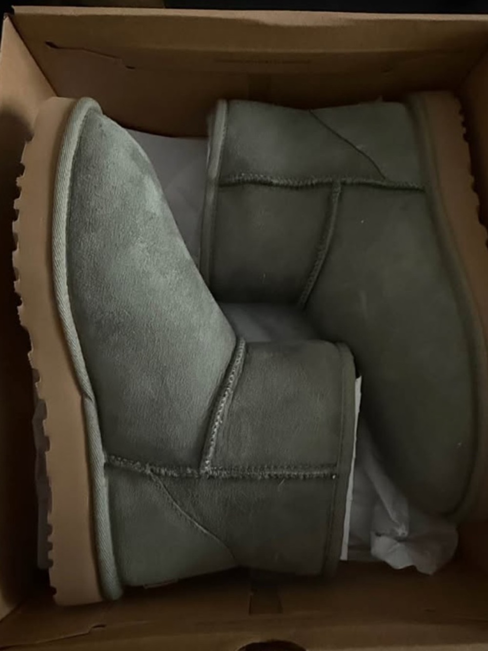 Ugg mini - Picture 4 of 4